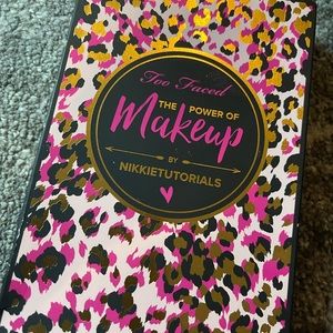Too Faced The Power of Makeup by NikkieTutorials